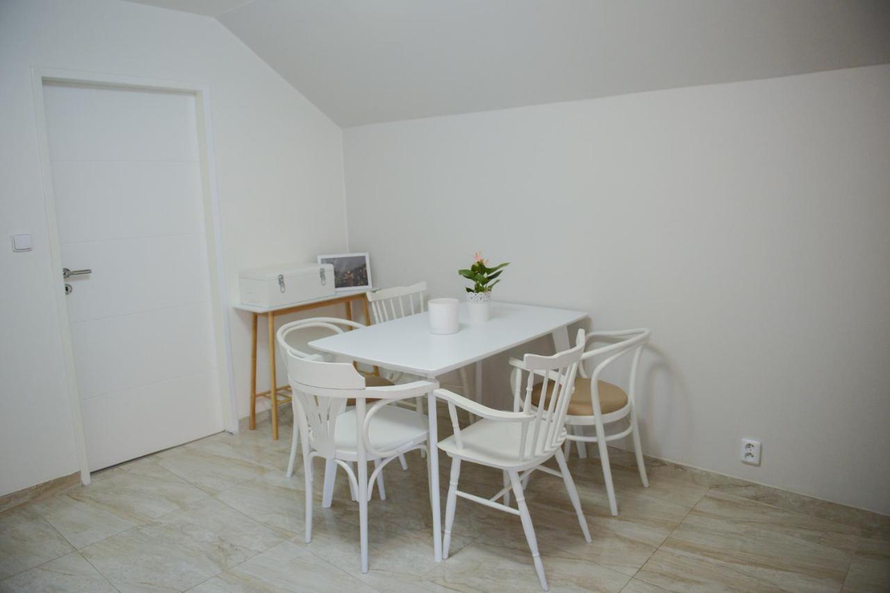 Fano Apartments Old Town Прага Екстер'єр фото
